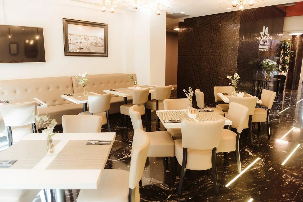 Arya Stadium Hotel Barcelona 3*,  España